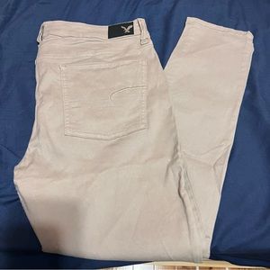 American Eagle women’s Super Stretch Beige skinny fit jegging size 14 short